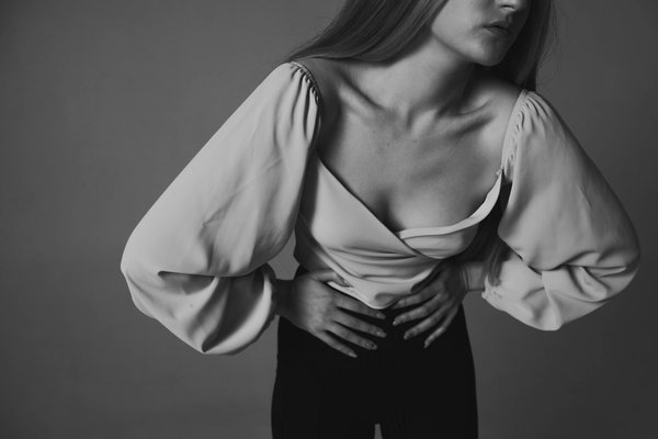 Wat zijn de voordelen van het dragen van minerale make-up?